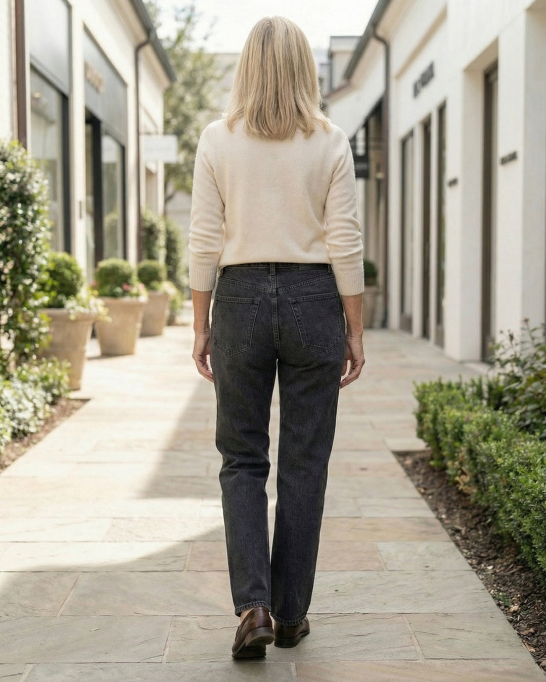 Heritage Wide-Leg Jeans
